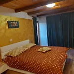 krevet i doručak Lovac 3*