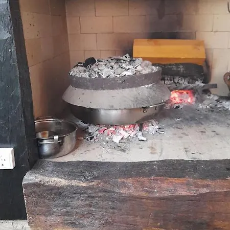 Bed and Breakfast Lovac