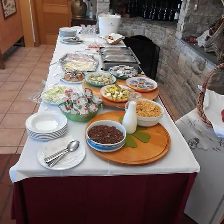 Bed and Breakfast Lovac