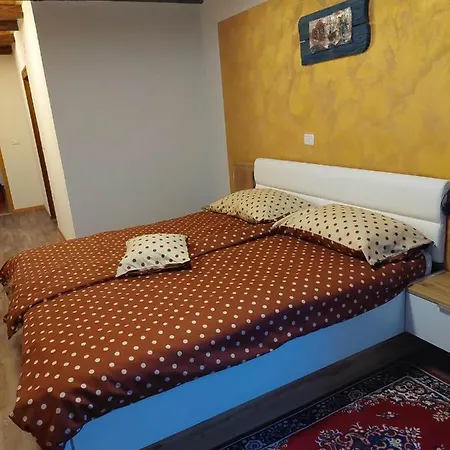 Bed and Breakfast Lovac
