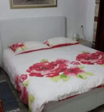 Lovac Bed and Breakfast