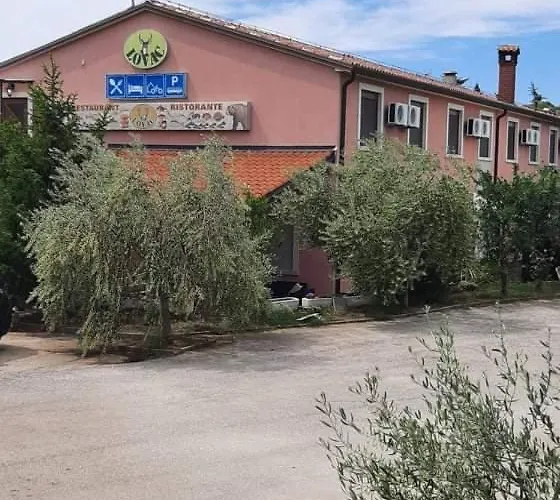 B&B Lovac 3*