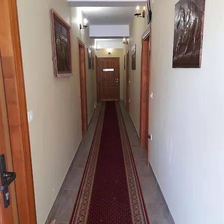 Lovac Bed & Breakfast