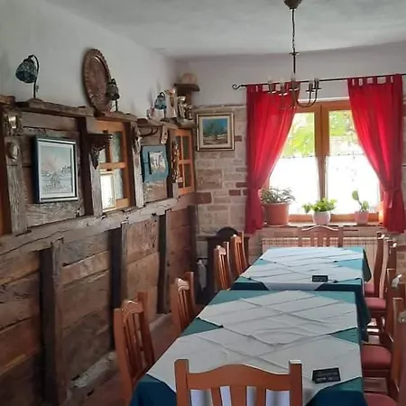 Bed & Breakfast Lovac Kaldanija